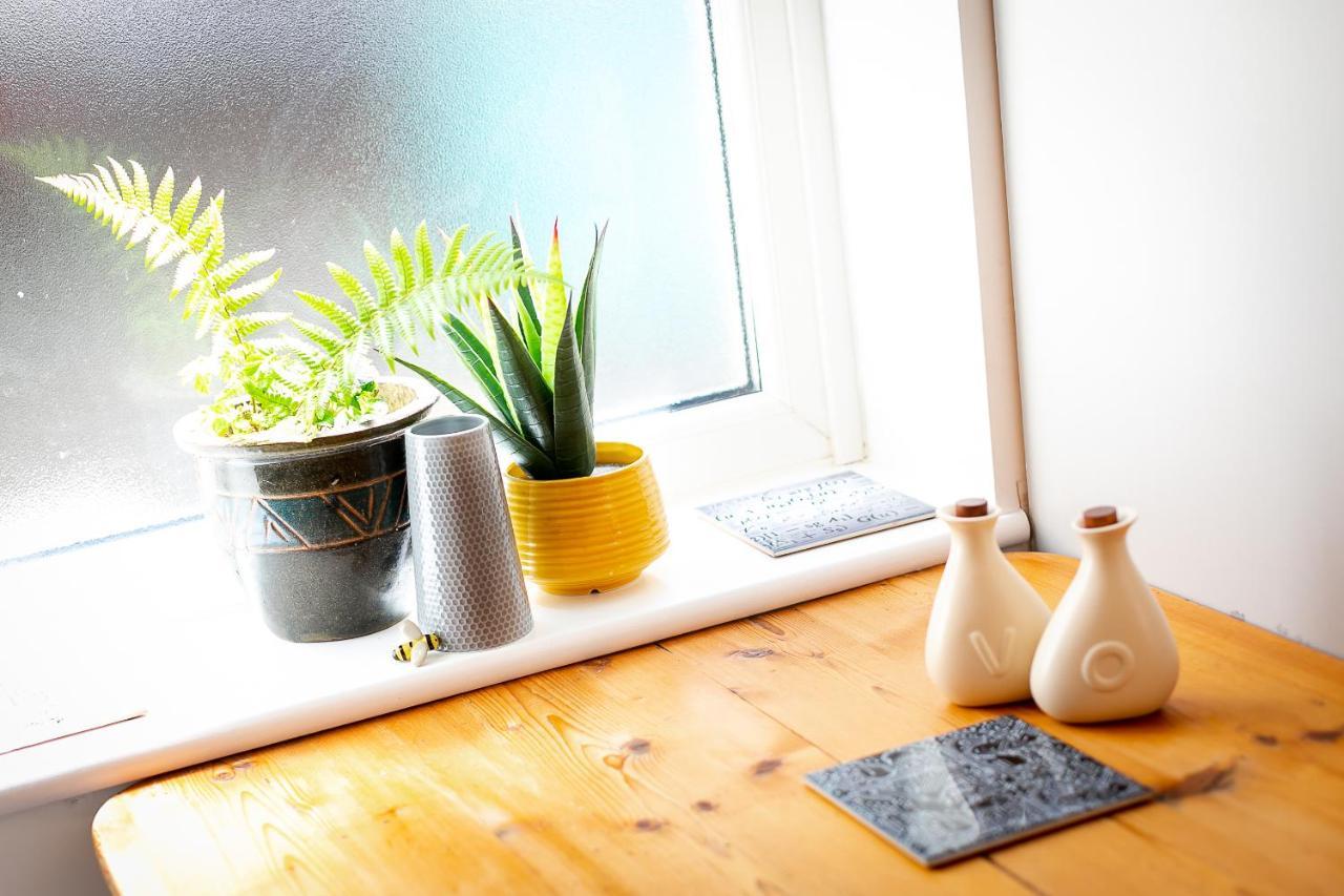 The Bs Hive, Modern, Stylish, 2 Bedroom House, In Harrogate Centre Εξωτερικό φωτογραφία