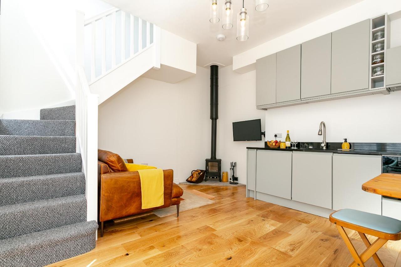 The Bs Hive, Modern, Stylish, 2 Bedroom House, In Harrogate Centre Εξωτερικό φωτογραφία